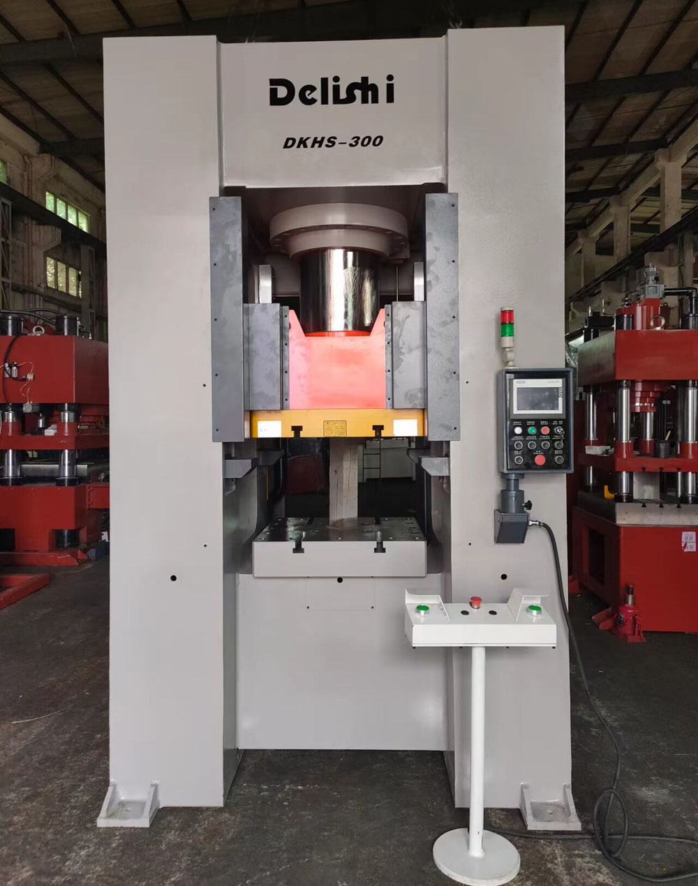 DKHS-300框架導軌液壓機